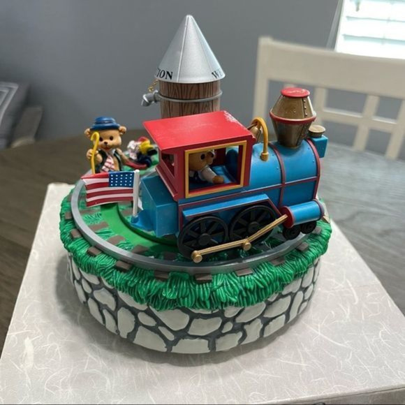 Other - House of Lloyd Wind up musical Train/Teddy Bear Music box‎ 1994